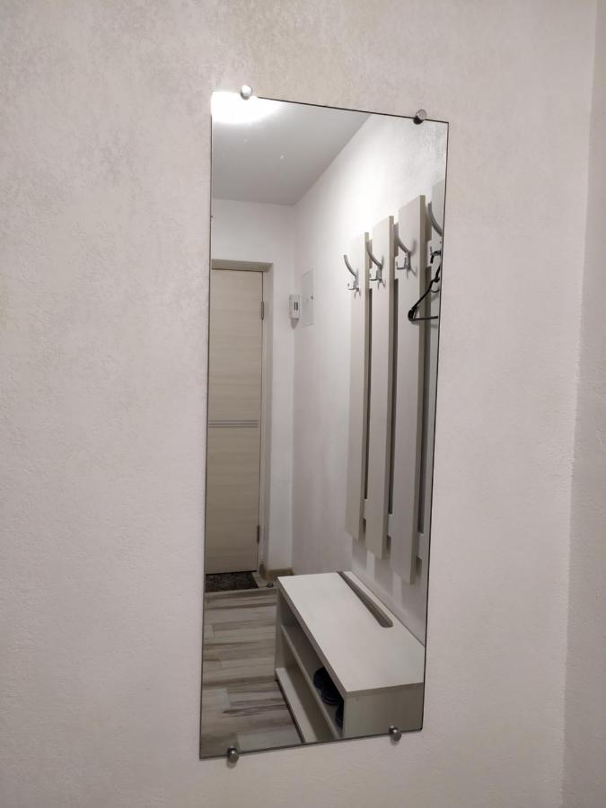 Нова 2Х Кімнатна В Центре Rivne Exteriör bild
